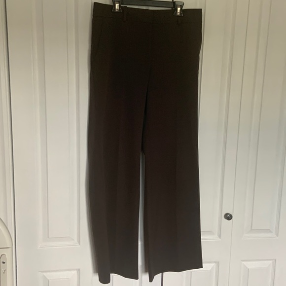 Ann Taylor trousers. Brown. Size 6 - Picture 1 of 7